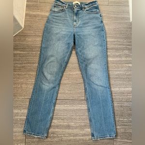 Abercrombie & Fitch Curve Love The 90s Slim Straight Ultra High Rise, Size 29/8